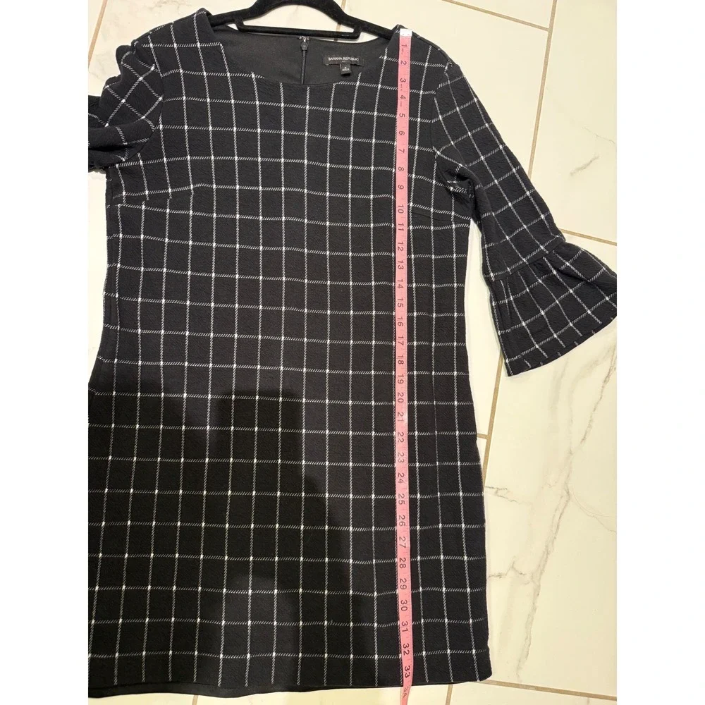 Banana Republic Black White‎ Plaid Bell Sleeve Shift Dress Size 8 - Picture 10 of 10